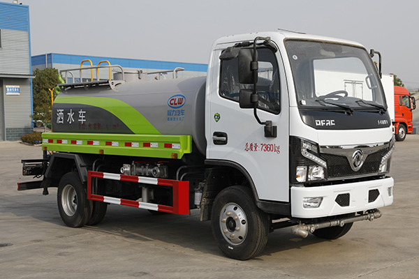 practical Dongfeng 4m³ Multifunction  high-end Greening Sprinkler Truck