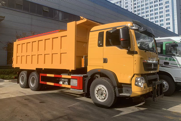 Sinotruk HOWO 6x4 drive multifunctional ice breaking snow remover truck 