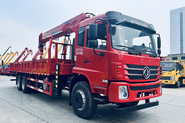 Dongfeng Rear double axle 12-ton 5-section arm crane transport vehicle