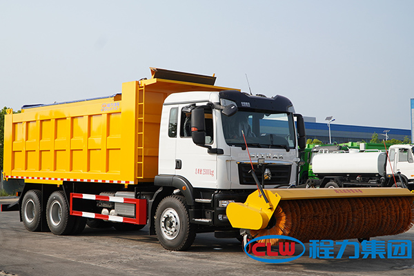 Sinotruk SITRAK 6x4 drive multifunctional ice breaking snow remover truck 