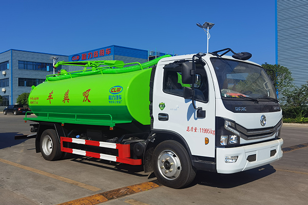Dongfeng Dorica 4x2 drive 9m³ special manure suction truck