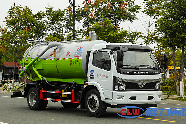 Dongfeng Furuika 4x2 drive 8m³ dedicated sewage suction truck