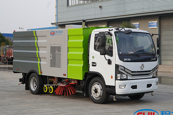 Dongfeng 4x2 drive multifunctional high-end washing and sweeping vehicle