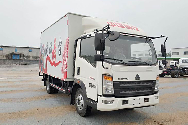 New Sinotruk HOWO 4x2 Drive Multi functional Mobile Stage Vehicle