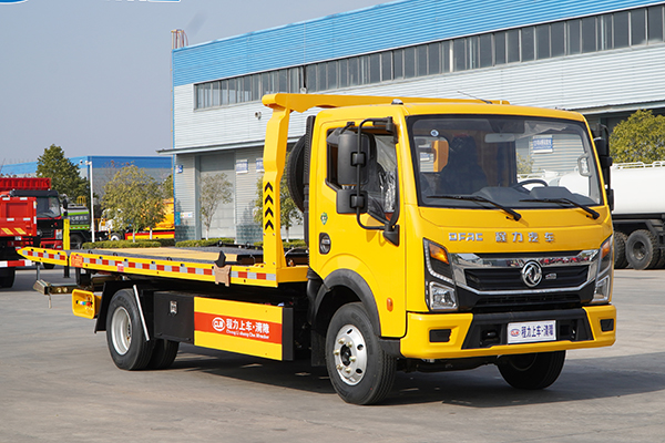 Dongfeng 4x2 drive multi function flatbed transport obstacle clearing vehicle