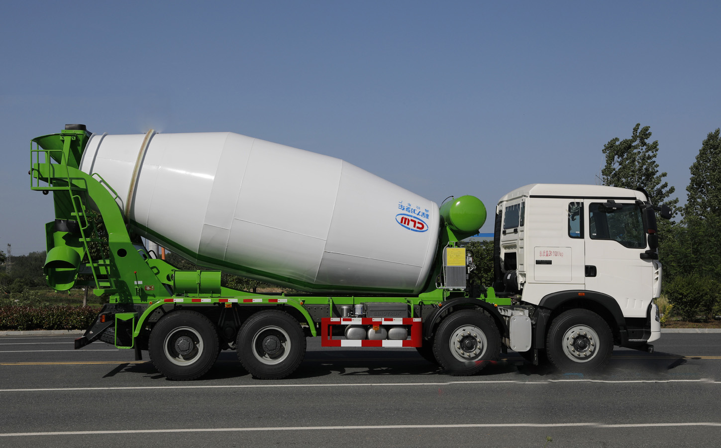 A mixer truck 
