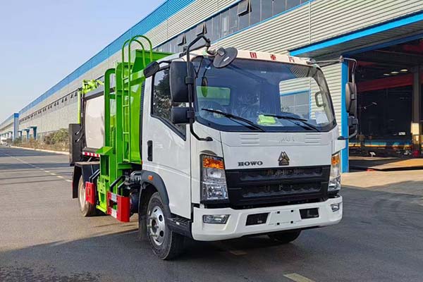 Sinotruk HOWO 4x2 Drive 8m³ Kitchen Waste Compressed Garbage Truck
