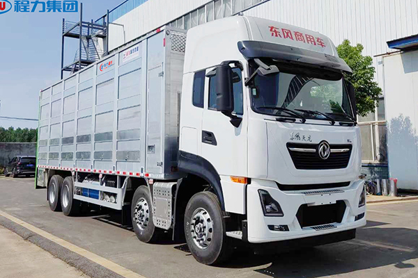 New Dongfeng four axle 8x4 drive aluminum alloy livestock and poultry transport vehicle