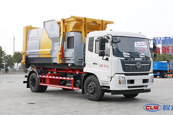 New Dongfeng 4x2 drive carriage detachable garbage truck hook arm truck