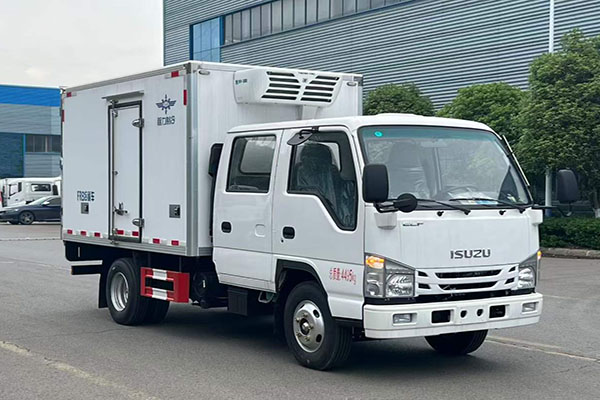 New Qingling Isuzu Double row seats 3-meter FRB-class refrigerated truck