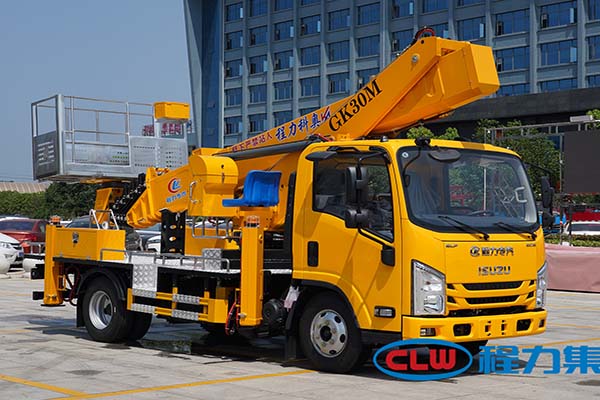 New Isuzu 30 meter straight arm aerial platform high-altitude work vehicle