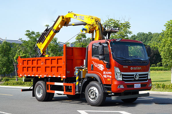 New SINOTRUK flagship 4x2 drive grab bucket garbage dump truck